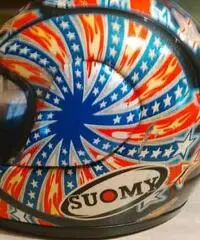 Casco integrale (Suomy)