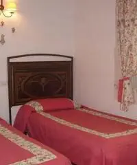 VILLETTA INDIPENDENTE PRESSI COSTA SMERALDA