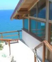 Villetta a picco sul mare Peschici Puglia Villetta a picco sul mare Peschici Puglia