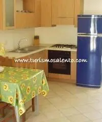 Villetta a 50 mt dal mare Baia Verde Cod.380