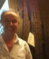 60enne benestante 60enne benestante