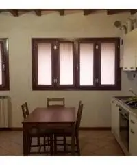 Appartamento Ben Arredato Vicino a Parma