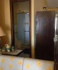 Accogliente mansarda monolocale Accogliente mansarda monolocale