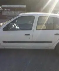 RENAULT Clio - 1999 1.2 RENAULT Clio - 1999 1.2