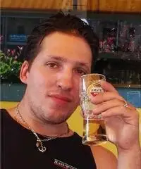 Mi chiamo giovanni o 35 anni Mi chiamo giovanni o 35 anni