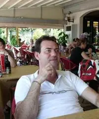 Cerco donna 32-40 anni Cerco donna 32-40 anni