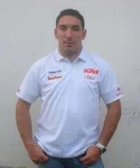 CERCO UNA DONNA PER DARE SVOLTA ALLA MIA VITA CERCO UNA DONNA PER DARE SVOLTA ALLA MIA VITA