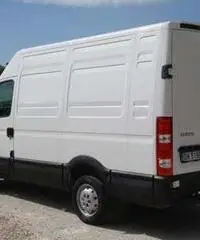 IVECO DAILY TETTO ALTO IVECO DAILY TETTO ALTO