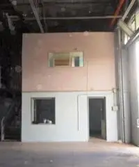 Capannone x uso deposito 600 MQ