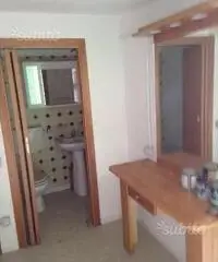 Privato terreno edificabile mq 1000 Euro 10.000 Privato terreno edificabile mq 1000 Euro 10.000
