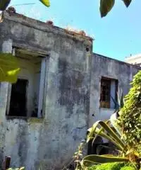 Vendita Cinque locali in Via Tenente Luigi Rossi Vendita Cinque locali in Via Tenente Luigi Rossi