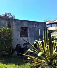 Vendita Cinque locali in Via Tenente Luigi Rossi Vendita Cinque locali in Via Tenente Luigi Rossi