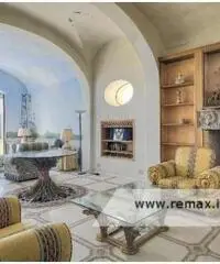 Castel Gandolfo -  Villa 9 locali € 1.950.000 T902