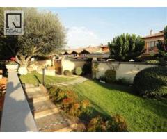 Lido di Ostia -  Villa 9 locali € 1.190.000 T901