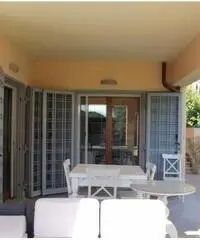 Monte Caminetto: Vendita Villa in Via Monte Caminetto