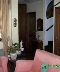 Vendita Villa da 260mq Vendita Villa da 260mq