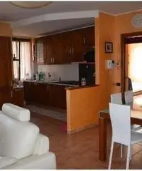 appartamento Sotto il Monte mq 77 Euro 140.000 appartamento Sotto il Monte mq 77 Euro 140.000