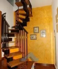 Scanzo Villa a schiera € 305.000 T4327iH Scanzo Villa a schiera € 305.000 T4327iH
