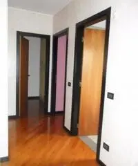Vendita Villa in Via Filippo Turati Vendita Villa in Via Filippo Turati