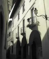 EDOLO IN PALAZZO D 'EPOCA RISTRUTTURATO ...APPARTAMENTO DA RISISTEMARE cod. 4.702 30-11 EDOLO IN PALAZZO D 'EPOCA RISTRUTTURATO ...APPARTAMENTO DA RISISTEMARE cod. 4.702 30-11