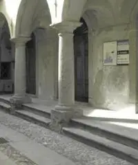 EDOLO IN PALAZZO D 'EPOCA RISTRUTTURATO ...APPARTAMENTO DA RISISTEMARE cod. 4.702 30-11 EDOLO IN PALAZZO D 'EPOCA RISTRUTTURATO ...APPARTAMENTO DA RISISTEMARE cod. 4.702 30-11