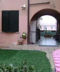 Puegnago sul Garda vendesi appartamento 80 Mq Puegnago sul Garda vendesi appartamento 80 Mq