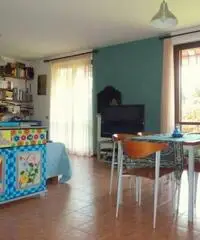 Rif: 325/16 - Appartamento in Vendita a Beregazzo con Figliaro Rif: 325/16 - Appartamento in Vendita a Beregazzo con Figliaro