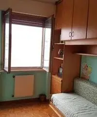 21531033-45 - Ampio appartamento trilocale