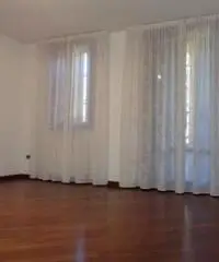 Vendita Cinque locali da 115mq Vendita Cinque locali da 115mq