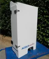 SERBATOIO ACQUA AUTOMATICO PER CAMPER CON POMPA 12V SERBATOIO ACQUA AUTOMATICO PER CAMPER CON POMPA 12V