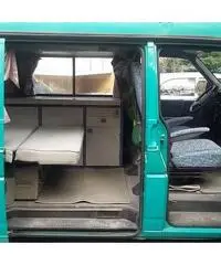 Camper California Westfalia-Volkswagen T4 a tetto alto Camper California Westfalia-Volkswagen T4 a tetto alto