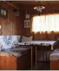 Roulotte stanziale con preingresso in legno