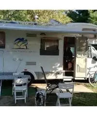 KNAUS Sun Traveller 708 immatricolata 2003 colore bianco KNAUS Sun Traveller 708 immatricolata 2003 colore bianco