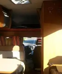 CARAVANS-WOHNM Ci International ELLIOT GARAGE  NOLEGGIO