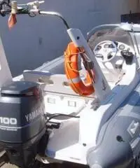 GOMMONE SACS JAMAICA + MOTORE YAMAHA + CARRELLO GOMMONE SACS JAMAICA + MOTORE YAMAHA + CARRELLO