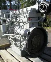 Motore marino Perkins GB anno 1973,tempi 4,corsa 127mm,potenza 160cv Motore marino Perkins GB anno 1973,tempi 4,corsa 127mm,potenza 160cv