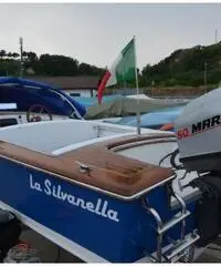 Motoscafo di Mogano anni 60 Motoscafo di Mogano anni 60