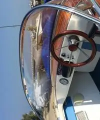 Motoscafo di Mogano anni 60 Motoscafo di Mogano anni 60