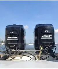 Robalo 2660 veramente perfette condizioni, dotazione nautica infinita