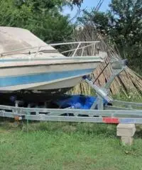 barca a motore GLOASTOM laraya mt. 5.4 anno 1111 lunghezza mt 5,4