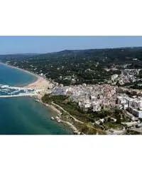 Isole Tremiti posto barca a Rodi Garganico il porto vicino Isole Tremiti posto barca a Rodi Garganico il porto vicino