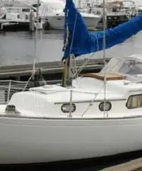 Ritiro Barche a Vela fino a 10 mt Ritiro Barche a Vela fino a 10 mt