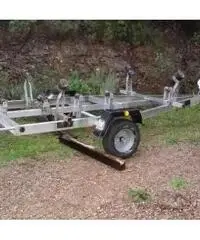 barca a motore ELAN MARINE Pasara anno 1990 lunghezza mt 5 barca a motore ELAN MARINE Pasara anno 1990 lunghezza mt 5