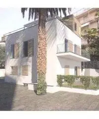 Varazze: Appartamento Bilocale Varazze: Appartamento Bilocale