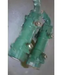 barca a motore ABBATE TULLIO Volvo Penta Radiatore anno 1999 lunghezza mt 1 barca a motore ABBATE TULLIO Volvo Penta Radiatore anno 1999 lunghezza mt 1