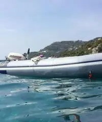 gommone con motore gommone con motore