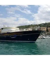 barca a motore APREA FRATELLI SORRENTO 50 anno 2013 lunghezza mt 15 barca a motore APREA FRATELLI SORRENTO 50 anno 2013 lunghezza mt 15