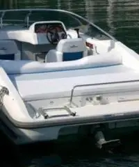 barca a motore CRANCHI 21 anno 2002 lunghezza mt 640 barca a motore CRANCHI 21 anno 2002 lunghezza mt 640