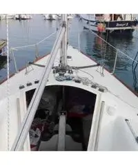 Barca a vela da regata modello Fun ottimo stato Barca a vela da regata modello Fun ottimo stato