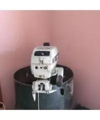 Barca in vetroresina di mt.3 con motore 4 cv johnson